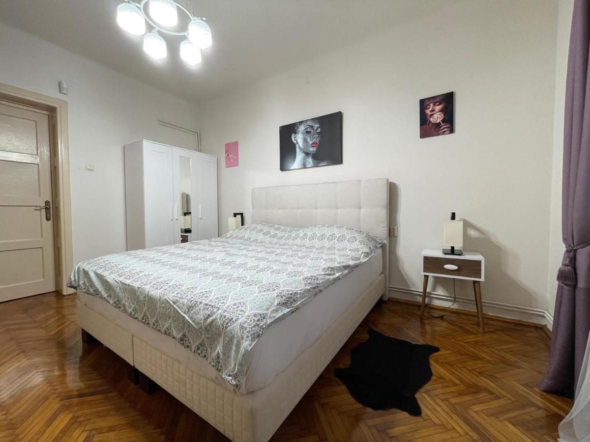 Premier Rooms Ploieşti Buitenkant foto