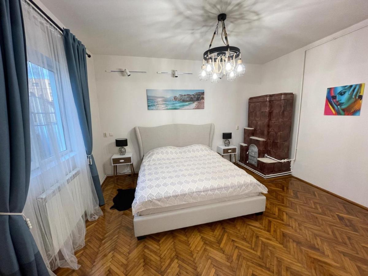 Premier Rooms Ploieşti Buitenkant foto
